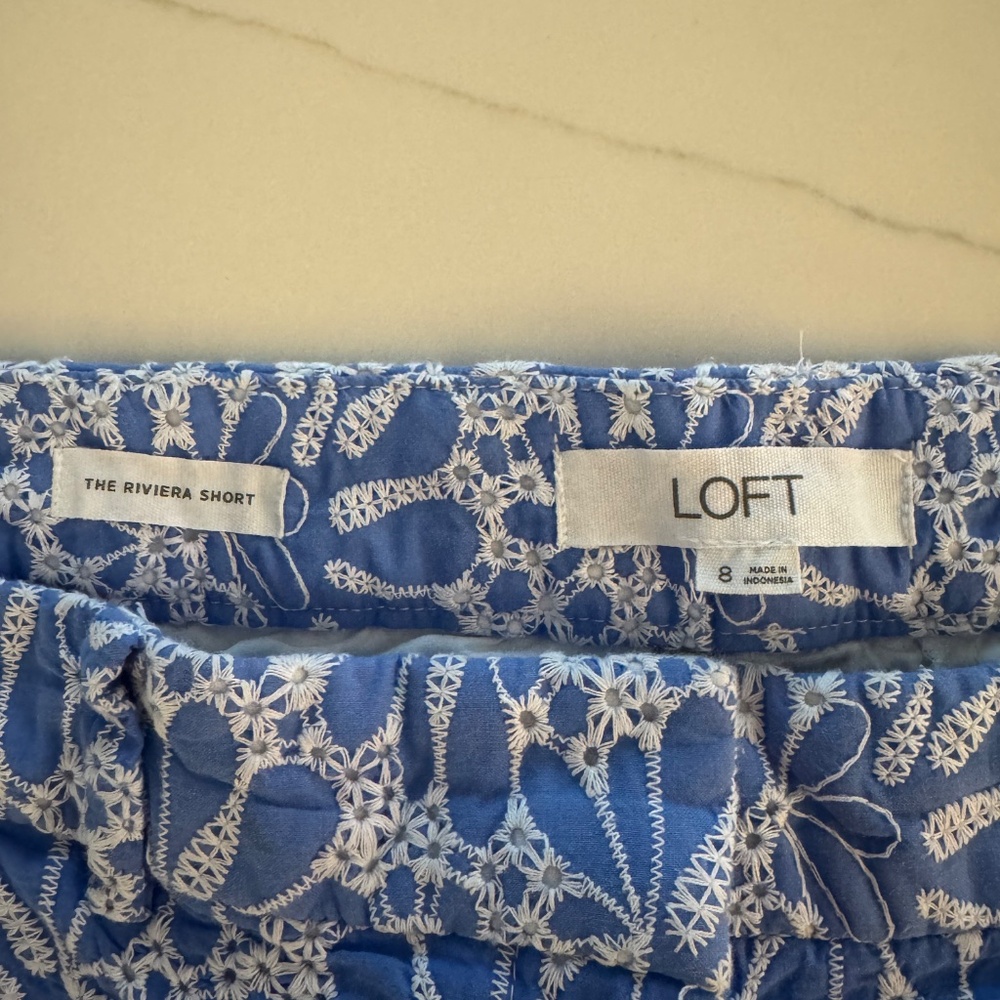 Loft shorts, Women’s Size 8 - Picture 3 of 3